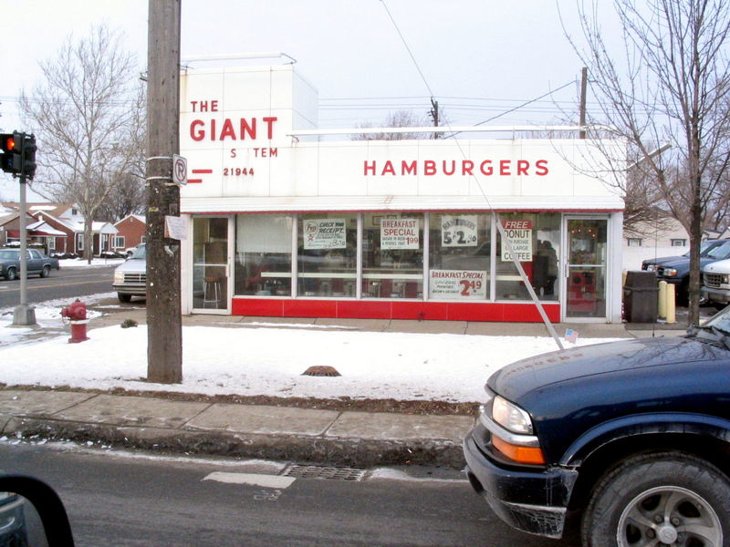Giant System Hamburgers - November 2004 Photo (newer photo)